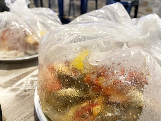 New Amazing Crab House by null