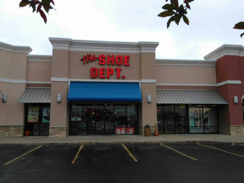 SHOE DEPT. Updated October 2024 920 W Shawnee St, Muskogee