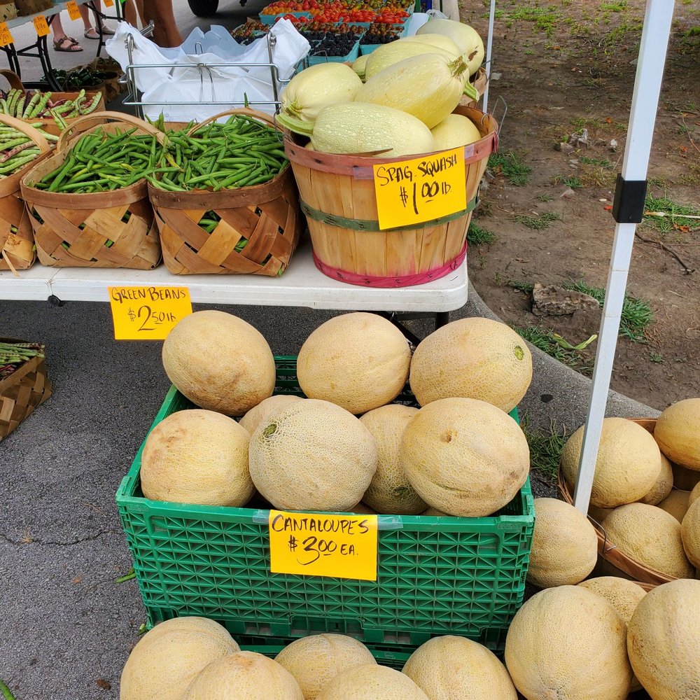 Franklin Farmer's Market - a variety of fruits and vegetables - Farmers Market Near Me - Franklin, Tennessee