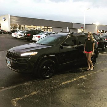 Willowbrook Kia - 2016 Jeep Cherokee - Car Dealers Near Me - Willowbrook, Illinois Willowbrook Kia - 2016 Jeep Cherokee - Car Dealers Near Me - Willowbrook, Illinois