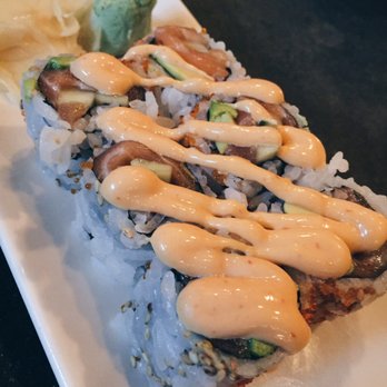 Umi Sake House - Spicy salmon roll ($5.50 HH) - Sushi Bars Near Me - Seattle, Washington Umi Sake House - Spicy salmon roll ($5.50 HH) - Sushi Bars Near Me - Seattle, Washington