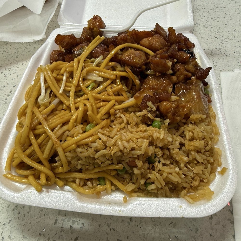 Magic Wok Chinese Food - Terrible tasteless food!! - Chinese Near Me - Pico Rivera, California Magic Wok Chinese Food - Terrible tasteless food!! - Chinese Near Me - Pico Rivera, California