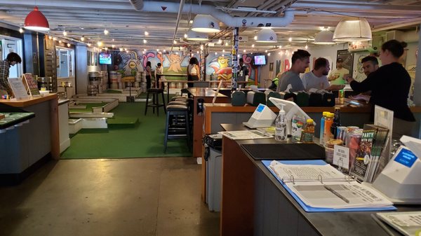 Flatstick Pub - Kirkland by null