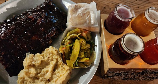 12 Bones Smokehouse by null
