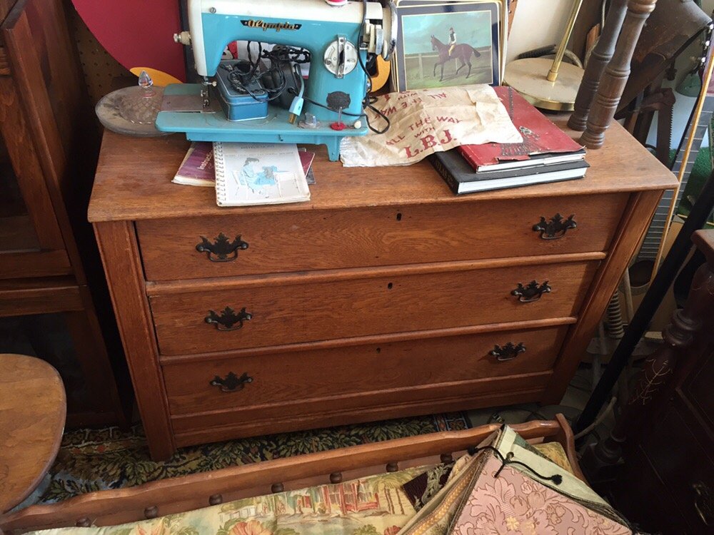 ANTHONY’S CUSTOM UPHOLSTERY & FURNITURE Updated October 2024 18