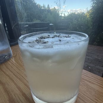 Jordan Pond House - Lavender Honey Bee - gin cocktail - Seafood Near Me - Seal Harbor, Maine