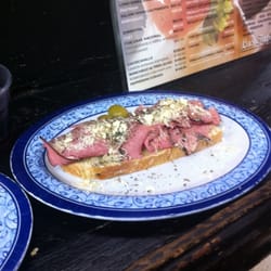 Las Tapas de San Juan - Tapa de pastrami
