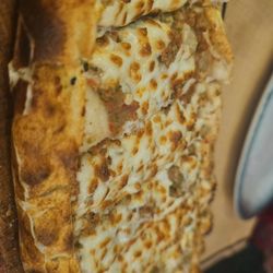 Garden 1897 Restaurant - Pide with minced meat & cheese