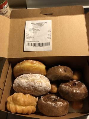 Puffy Cream Donuts Plus by null