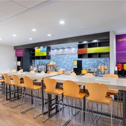 Home2 Suites by Hilton Jackson/Ridgeland, MS - Breakfast Area