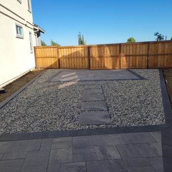 ConstruArt Pavers - Side yard and side patio - Artificial Turf Near Me - El Sobrante, California ConstruArt Pavers - Side yard and side patio - Artificial Turf Near Me - El Sobrante, California