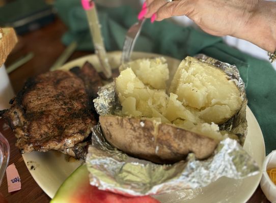 Longhorn Cattle Company by null