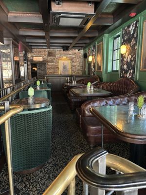 Chamberlain's Pony Bar by null