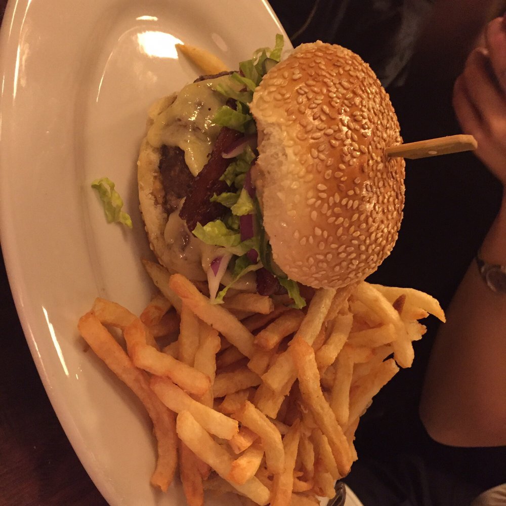 The Smith - Burger - New American Near Me - Washington, DC, District of Columbia