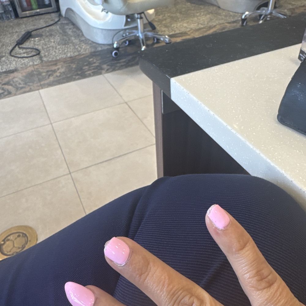Omni Nails - 2 broke nails 2 days after fill - Nail Salons Near Me - San Diego, California