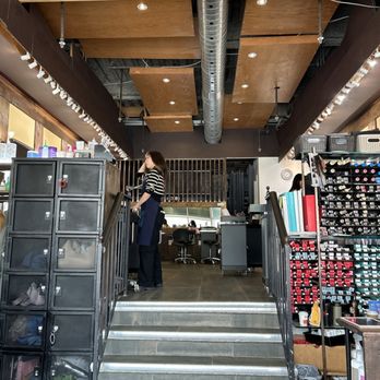 Seefu Hair Spadina - Hair Salons Near Me - Toronto, Ontario Seefu Hair Spadina - Hair Salons Near Me - Toronto, Ontario
