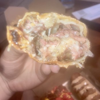 Enter The Dragon Roll - Inside the Pewlwani Pastrami - Food Trucks Near Me Enter The Dragon Roll - Inside the Pewlwani Pastrami - Food Trucks Near Me