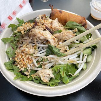 East Borough - Chicken rice noodle salad - Vietnamese Near Me - Costa Mesa, California East Borough - Chicken rice noodle salad - Vietnamese Near Me - Costa Mesa, California