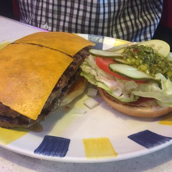 Wimpy's Diner - Diners Near Me - Brampton, Ontario