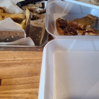 Chili's - Waiter was rude slamed food on table then rushed us out before bring the rest of the food. Also cheated us out of food.. - Bars Near Me - Jonesboro, Arkansas Chili's - Waiter was rude slamed food on table then rushed us out before bring the rest of the food. Also cheated us out of food.. - Bars Near Me - Jonesboro, Arkansas