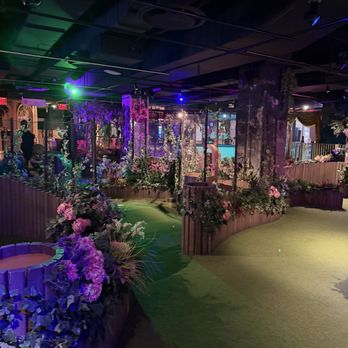 Swingers Crazy Golf - Mini Golf Near Me - Washington, DC, District of Columbia