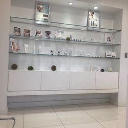 Dermatology & Laser Surgery Center