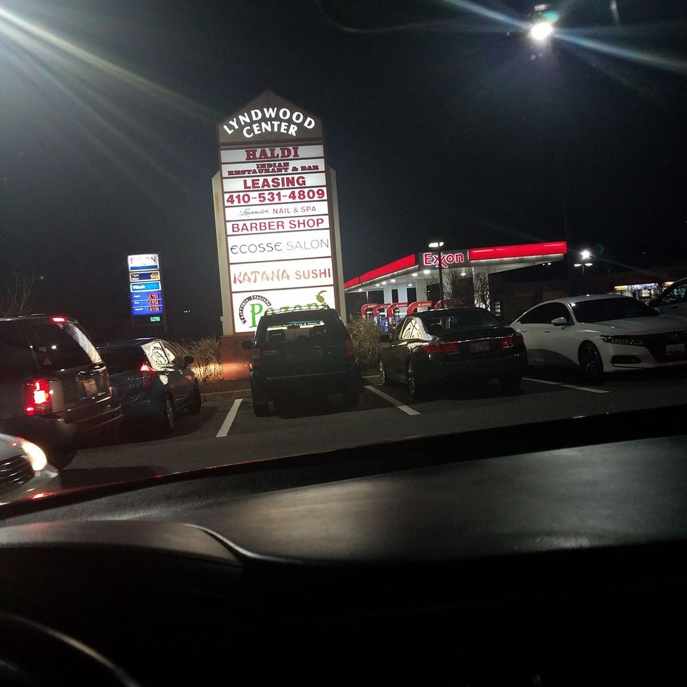 Pazani - Parking lot - Pizza Near Me - Elkridge, Maryland Pazani - Parking lot - Pizza Near Me - Elkridge, Maryland