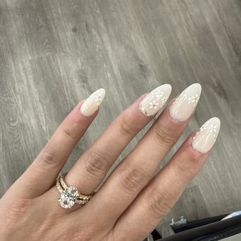 M Jenn Nail & Spa - Wedding nails! - Nail Salons Near Me - Union City, California
