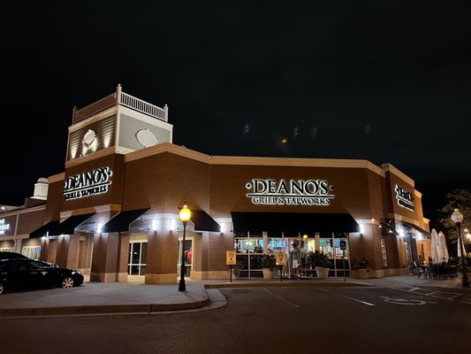 Deano's Grill and Tapworks EAST by null