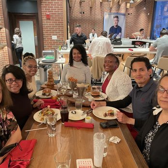 Gordon Ramsay Burger - Some of my favorite people! - Salad Near Me - Chicago, Illinois