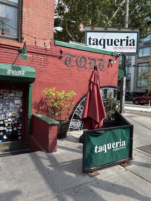 Taqueria Downtown by null