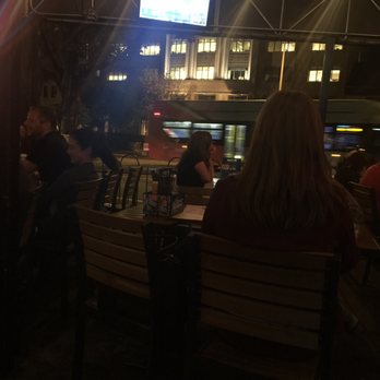 Union Pub - Dinner and the game - Pubs Near Me - Washington, DC, District of Columbia Union Pub - Dinner and the game - Pubs Near Me - Washington, DC, District of Columbia
