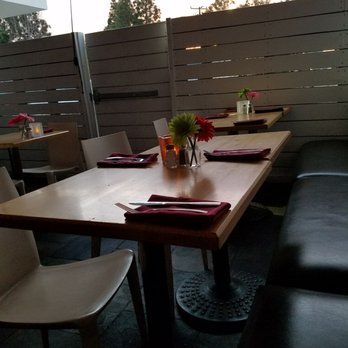Memphis Cafe - Back patio - Southern Near Me - Costa Mesa, California