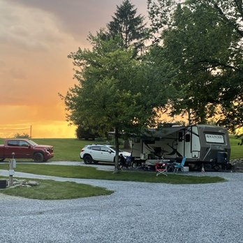 Country Acres Campground - Campsite and access road. - Campgrounds Near Me - Gordonville, Pennsylvania Country Acres Campground - Campsite and access road. - Campgrounds Near Me - Gordonville, Pennsylvania