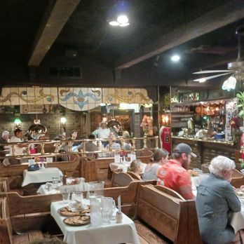 Barnaby's of Northbrook - Pizza Near Me - Northbrook, Illinois