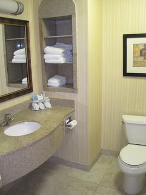 Holiday Inn Express & Suites Pryor, an IHG Hotel by null