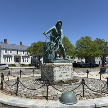 Hammond Castle Museum - Fisherman memorial - Museums Near Me - Gloucester, Massachusetts