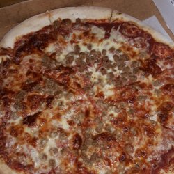 B&E Scoops - Sausage pie to go from B&E