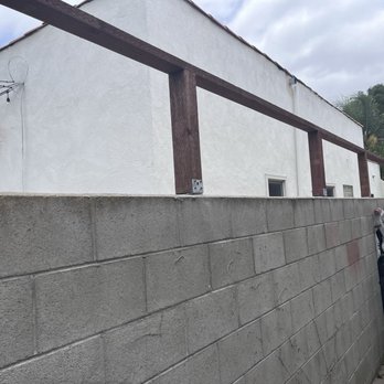 Lee's Fencing - Doing it! - Fences & Gates Near Me - Signal Hill, California Lee's Fencing - Doing it! - Fences & Gates Near Me - Signal Hill, California