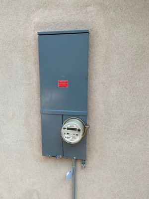 High End Electric Logo