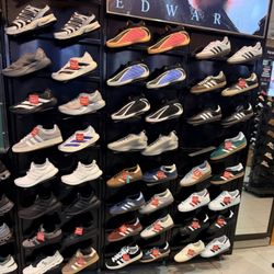 Foot Locker - More shoes