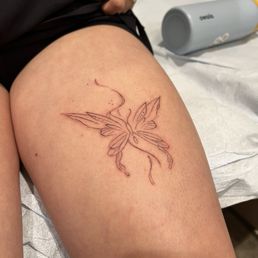 Had a great experience with Ashlo as my tattoo artist. She was very kind, patient, and caring. I felt super comfortable in her presence! Had a great experience with Ashlo as my tattoo artist. She was very kind, patient, and caring. I felt super comfortable in her presence!