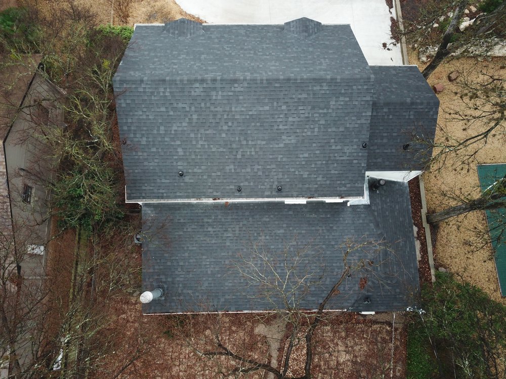 Slide of K&D Roofing