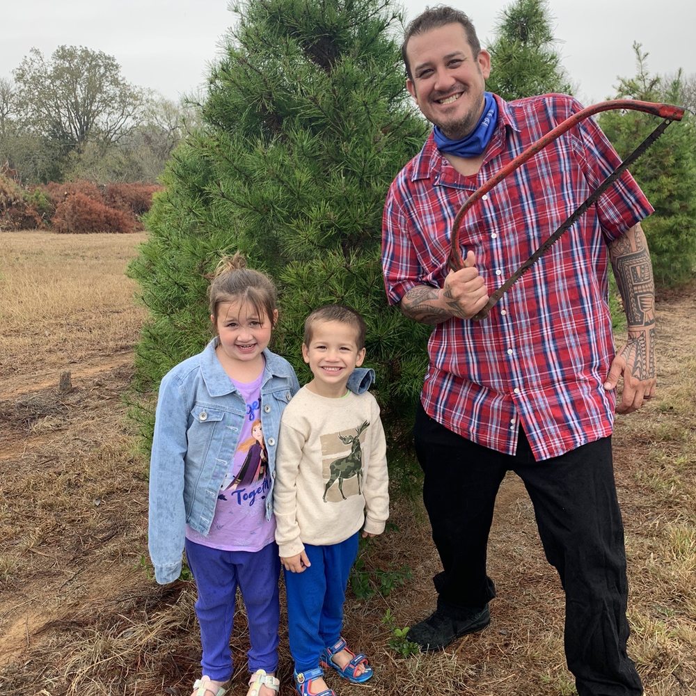 Evergreen Farms Christmas Trees - Christmas Trees Near Me - Elgin, Texas