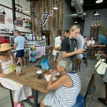 Foxtail Coffee - Wellen Park - Barista with hand held ordering for efficiency!! Line goes fast!! - Coffee & Tea Near Me - Venice, Florida Foxtail Coffee - Wellen Park - Barista with hand held ordering for efficiency!! Line goes fast!! - Coffee & Tea Near Me - Venice, Florida