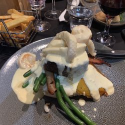 Silver's Bar & Grill