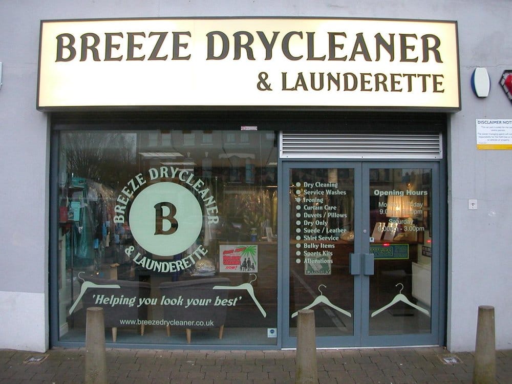 BREEZE DRYCLEANER & LAUNDERETTE Updated September 2024 471473 Antrim Rd, Belfast, United