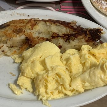 Sax's Joint - 2 scrambled eggs with hash browns and toast w/ homemade strawberries (not pictured). ($9 Sept21) - Breakfast & Brunch Near Me - Petaluma, California