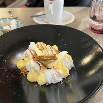 Le 46 - Desert of Citron and Meringue - French Near Me - Avignon, 84
