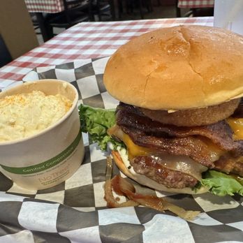 Armadillo Willy's BBQ - Barbeque Near Me - San Mateo, California